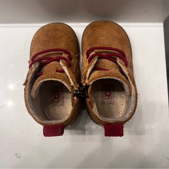 Infant Ugg Chukka Boot - Picture 7 of 8